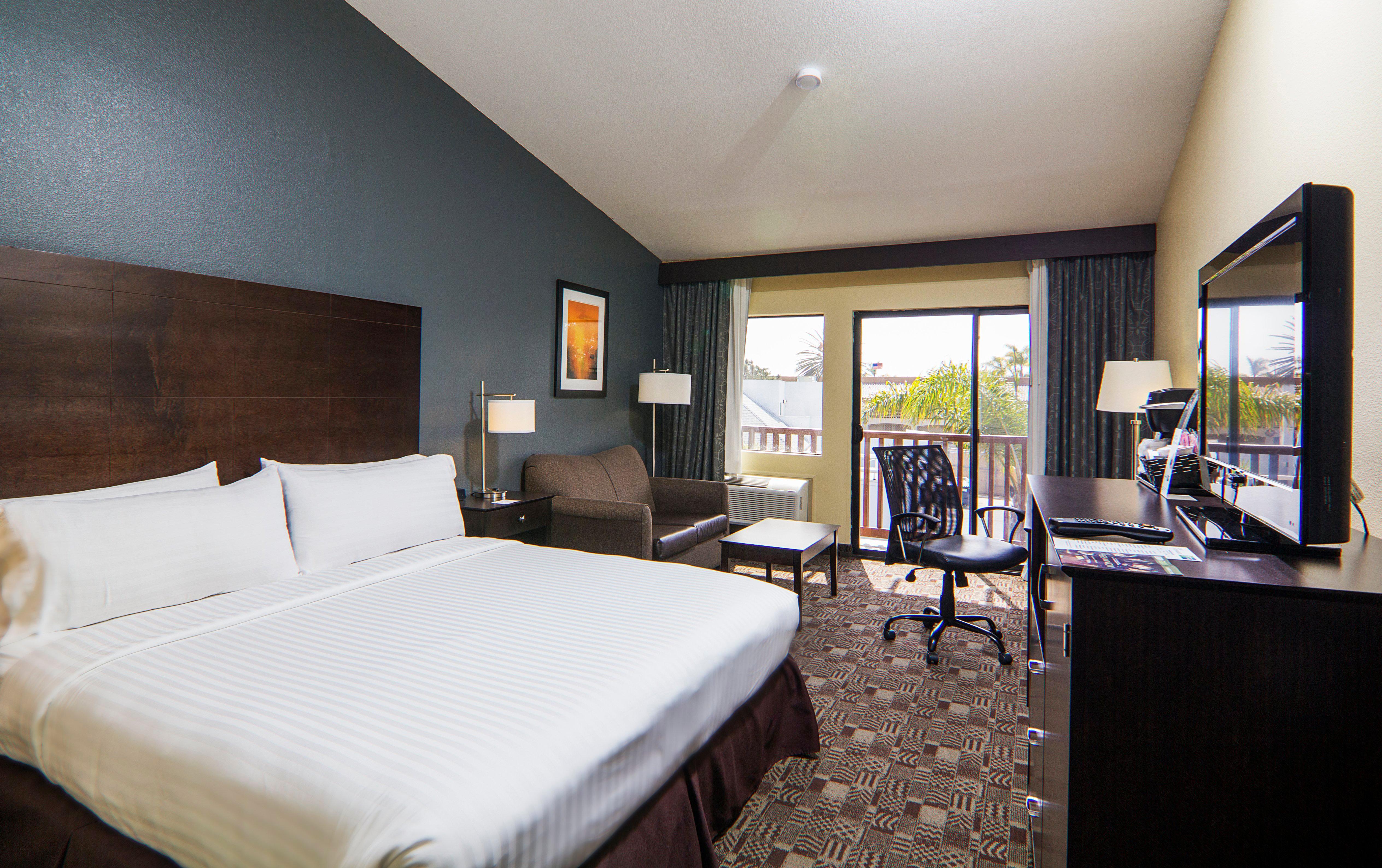 Holiday Inn Express Hotel & Suites Solana Beach-Del Mar, An Ihg Hotel Екстериор снимка